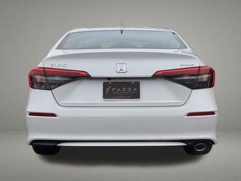 Used 2022 Honda Civic Sport image 4