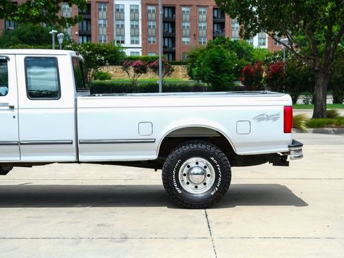 Used 1997 Ford F250 4x4 SuperCab Heavy Duty image 12