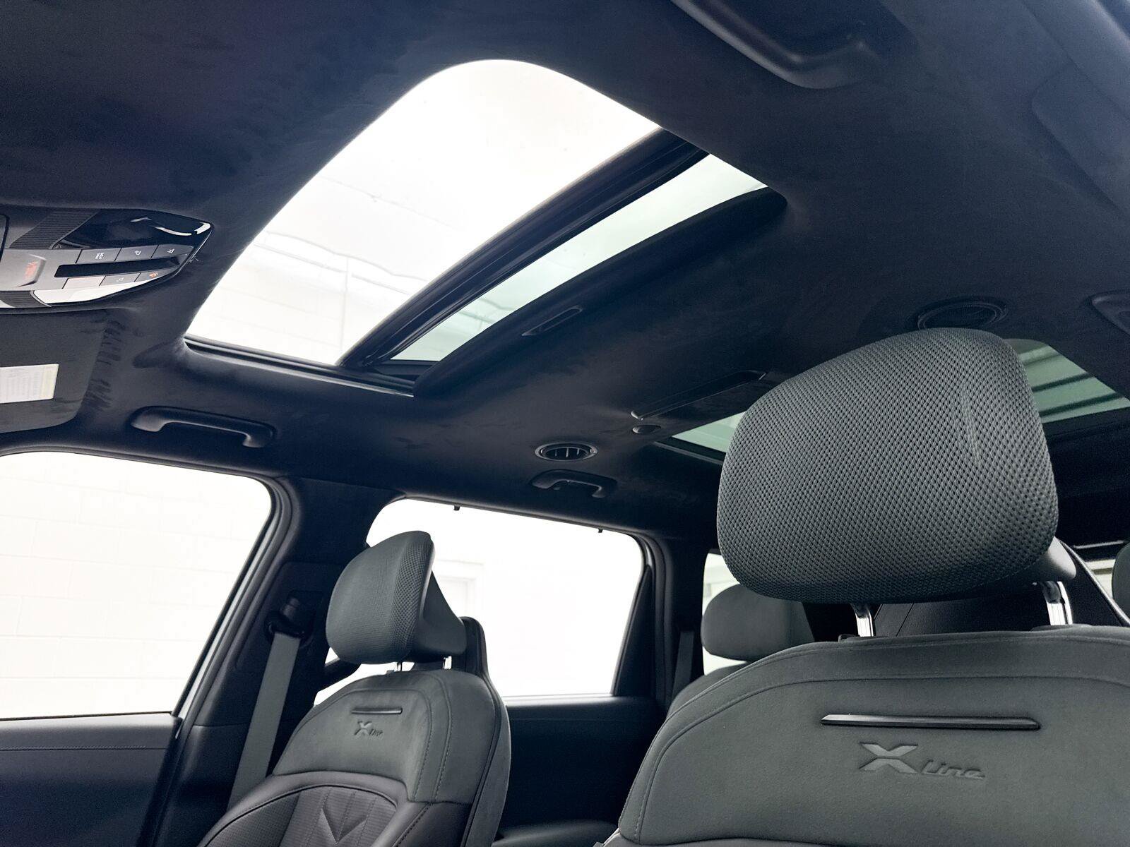 Used 2027 Kia Telluride SX Prestige X-Line AWD/4WD image 4