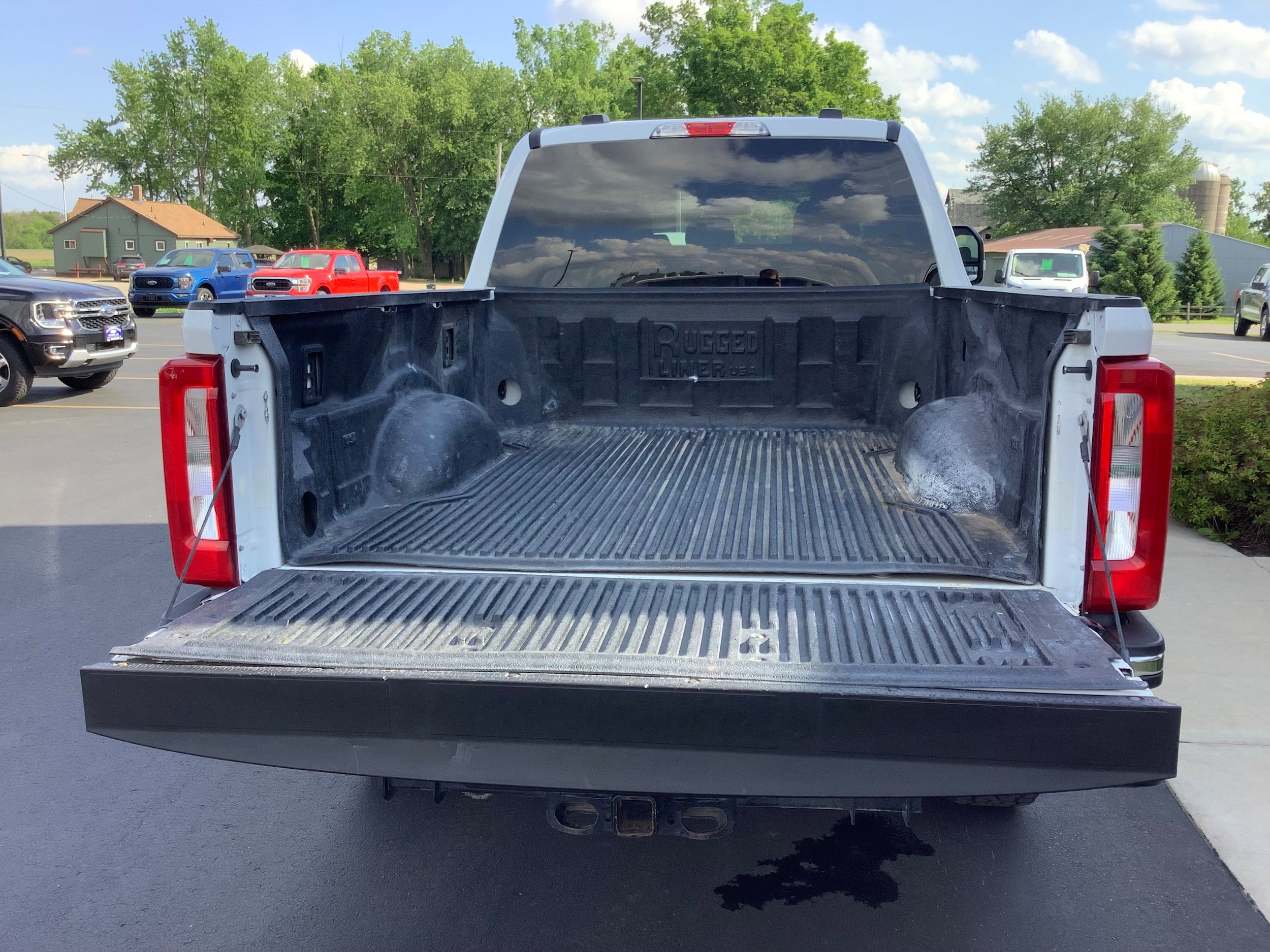 Used 2024 Ford F250 XLT AWD/4WD image 6