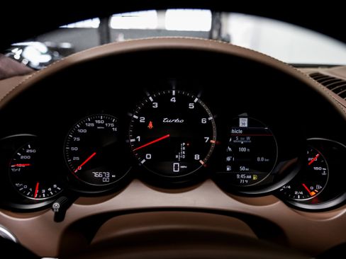 Used 2013 Porsche Cayenne Turbo AWD/4WD image 11