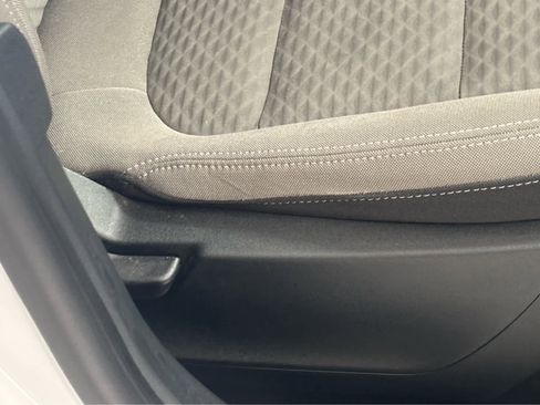 Used 2022 Ford Escape SE w/ Convenience Package image 49