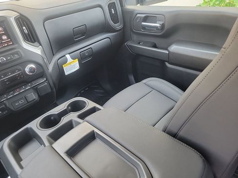 New 2025 GMC Sierra 2500 Pro w/ Convenience Package image 14