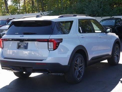 New 2026 Ford Explorer ST-Line w/ ST-Line Street Pack AWD/4WD image 12
