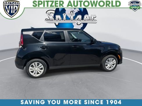 Certified 2023 Kia Soul LX FWD image 9