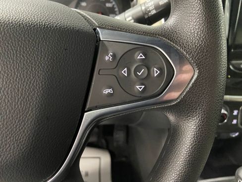 Used 2023 Chevrolet Traverse LS w/ Safety Package image 17