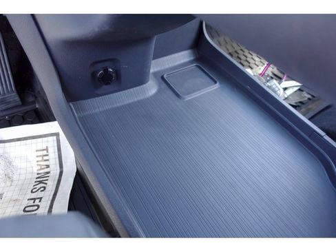 Certified 2021 Toyota Sienna LE FWD image 22