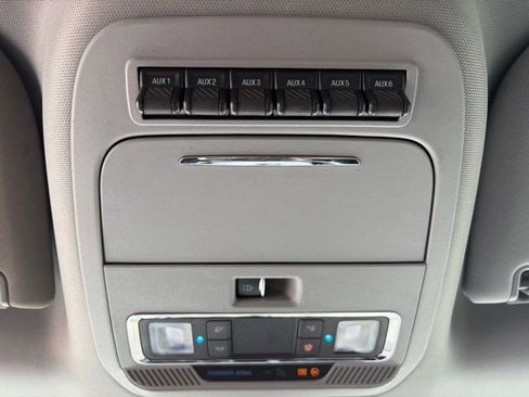 Used 2025 Ford F350 Lariat w/ Lariat Ultimate Package image 29