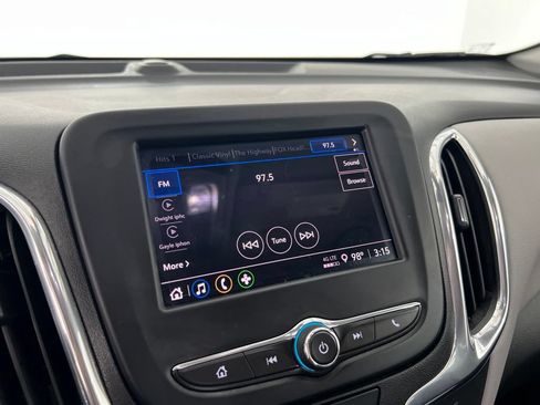 Used 2022 Chevrolet Equinox LS w/ LS Convenience Package FWD image 12