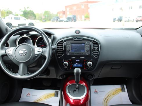 Used 2011 Nissan Juke SL w/ Sport Pkg AWD/4WD image 12