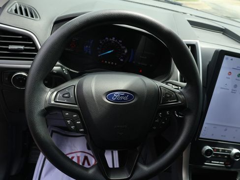 Used 2023 Ford Edge SE w/ Black Appearance Package AWD/4WD image 24