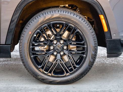 New 2026 Jeep Grand Wagoneer L Limited image 11