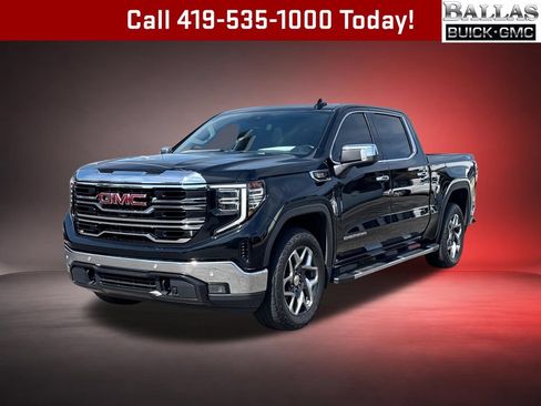 Certified 2022 GMC Sierra 1500 SLT w/ SLT Premium Plus Package AWD/4WD image 1