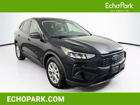 Used 2024 Ford Escape Active FWD image 1