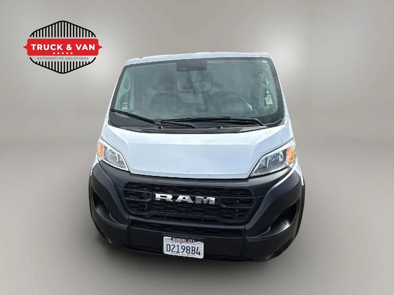 Used 2024 RAM ProMaster 2500 FWD image 2