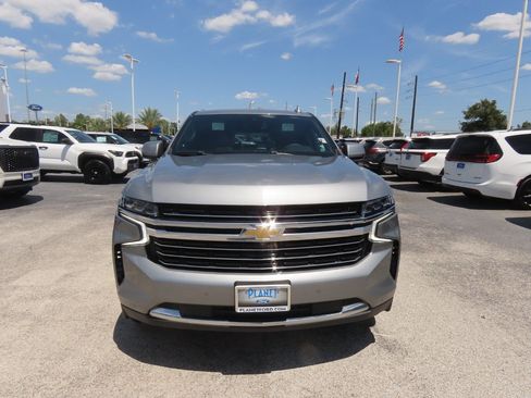 Used 2023 Chevrolet Tahoe LT w/ LT Signature Plus Package RWD image 4