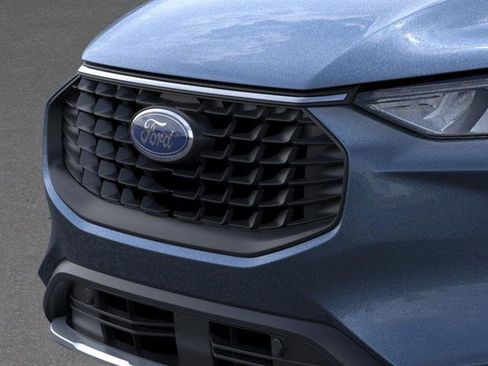 Used 2025 Ford Escape Active w/ Cold Weather Package image 40