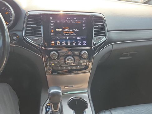Used 2020 Jeep Grand Cherokee Limited w/ Luxury Group II RWD image 19
