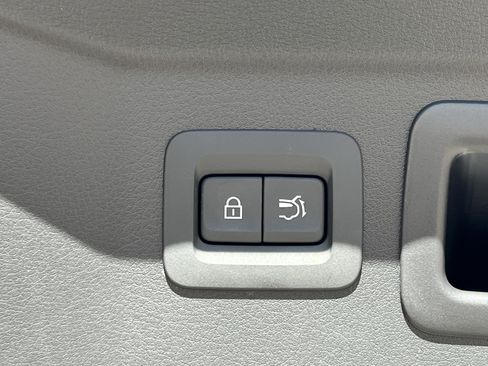 Used 2025 MAZDA CX-90 3.3 Turbo w/ Preferred Package image 30