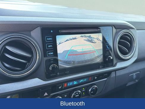 Used 2018 Toyota Tacoma TRD Sport w/ TRD Premium Sport Package AWD/4WD image 12