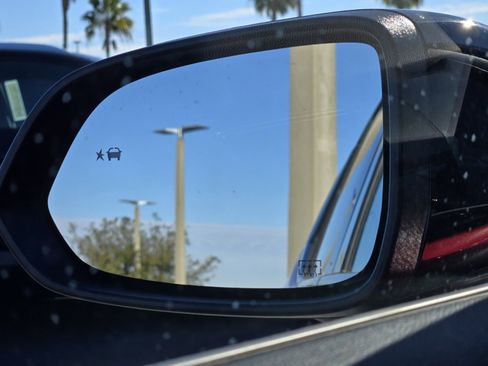 New 2026 Chevrolet Equinox EV RS image 13