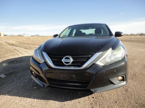 Used 2016 Nissan Altima 3.5 SL image 3