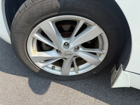 Used 2013 Nissan Altima 2.5 SV w/ 2.5SV Convenience Pkg FWD image 22