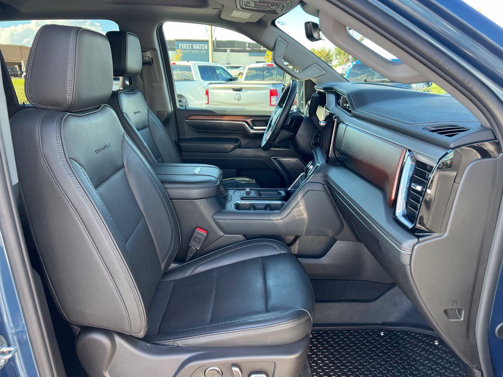 Certified 2024 GMC Sierra 3500 Denali w/ Denali Reserve Package AWD/4WD image 19