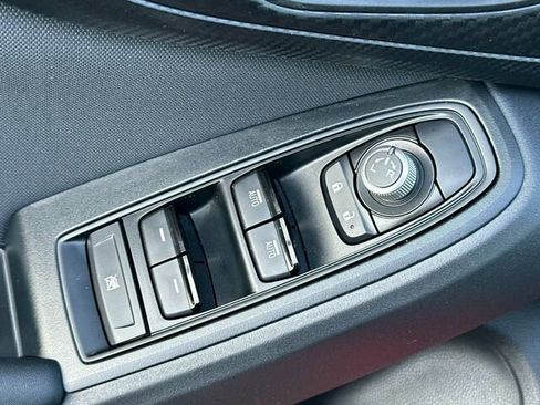 Certified 2023 Subaru Crosstrek 2.0i Premium image 13