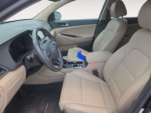 Used 2016 Hyundai Tucson Limited w/ Option Group 03 AWD/4WD image 9