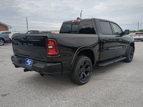 New 2026 RAM 1500 Big Horn AWD/4WD image 4