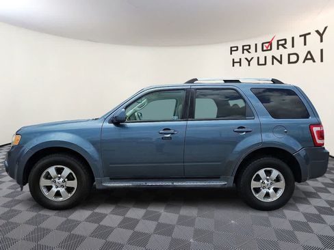 Used 2011 Ford Escape Limited w/ 302A Rapid Spec Order Code FWD image 7