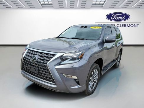 Used 2023 Lexus GX 460 Luxury w/ Accessory Package AWD/4WD image 2