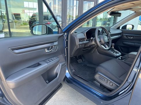 Used 2023 Honda CR-V EX image 9