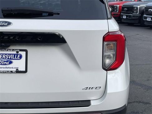 Used 2023 Ford Explorer ST-Line w/ Class IV Trailer Tow Package image 37