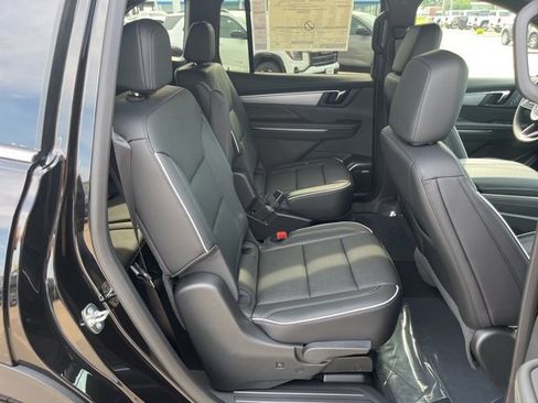 New 2025 Buick Enclave Preferred w/ Power Package image 44