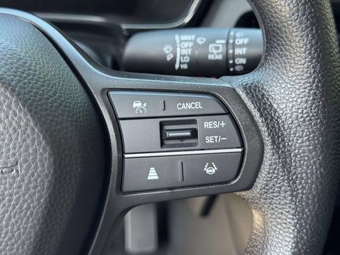 Used 2025 Honda CR-V LX image 20