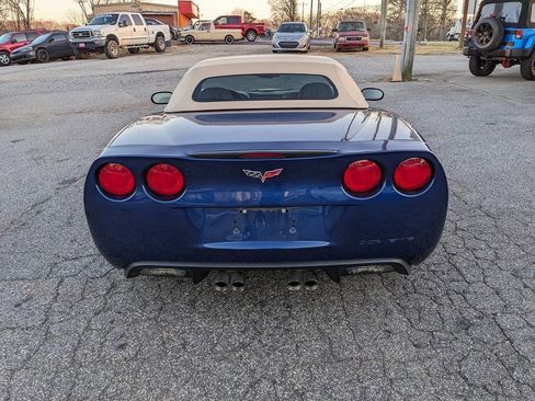 Used 2007 Chevrolet Corvette Convertible w/ Preferred Equipment Group image 7