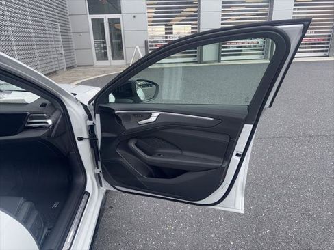 New 2026 Audi A6 Premium Plus AWD/4WD image 8