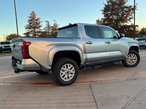 New 2026 Toyota Tacoma SR5 image 6