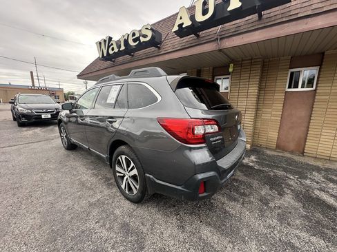Used 2018 Subaru Outback 2.5i Limited w/ Popular Package #2 image 11