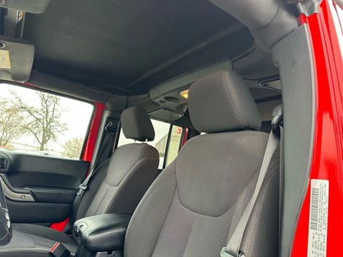 Used 2015 Jeep Wrangler Unlimited Sport w/ Quick Order Package 24S image 15