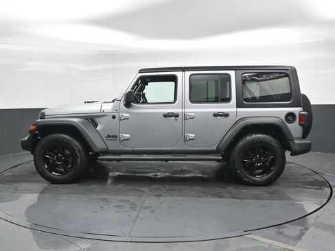 Used 2021 Jeep Wrangler Unlimited Sport AWD/4WD image 8