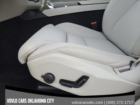 Used 2026 Volvo XC90 B6 Ultra w/ Protection Package AWD/4WD image 24