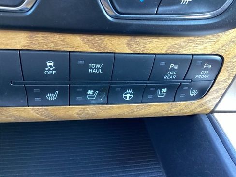 Used 2016 RAM 1500 Laramie Longhorn w/ Convenience Group image 22