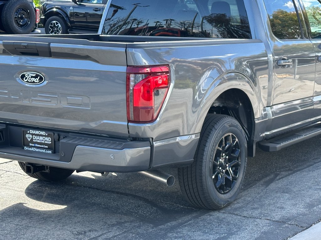 New 2026 Ford F150 XLT w/ XLT Black Appearance Package RWD image 8