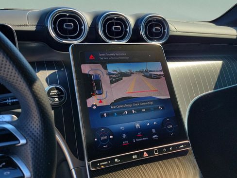 Used 2023 Mercedes-Benz GLC 300 image 26