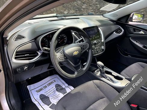 Used 2022 Chevrolet Malibu LS w/ Driver Confidence Package II FWD image 10
