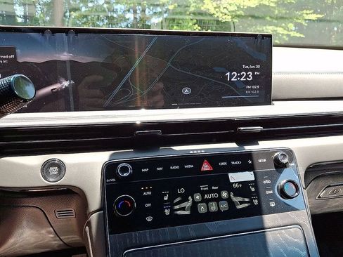 New 2026 Genesis GV80 3.5T Prestige AWD/4WD image 17