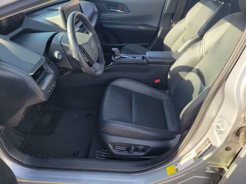 Used 2024 Toyota Prius XLE image 11